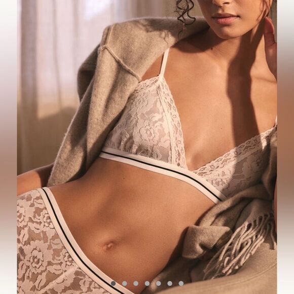 By Anthropologie Lace Triangle Bralette - Picture 4 of 7